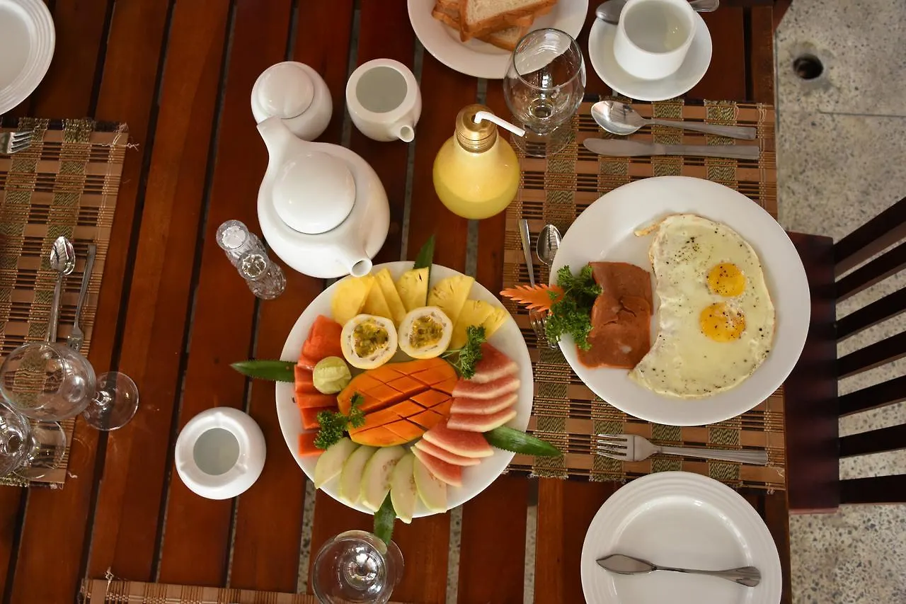 Yoho Beach Glory Hotel Negombo